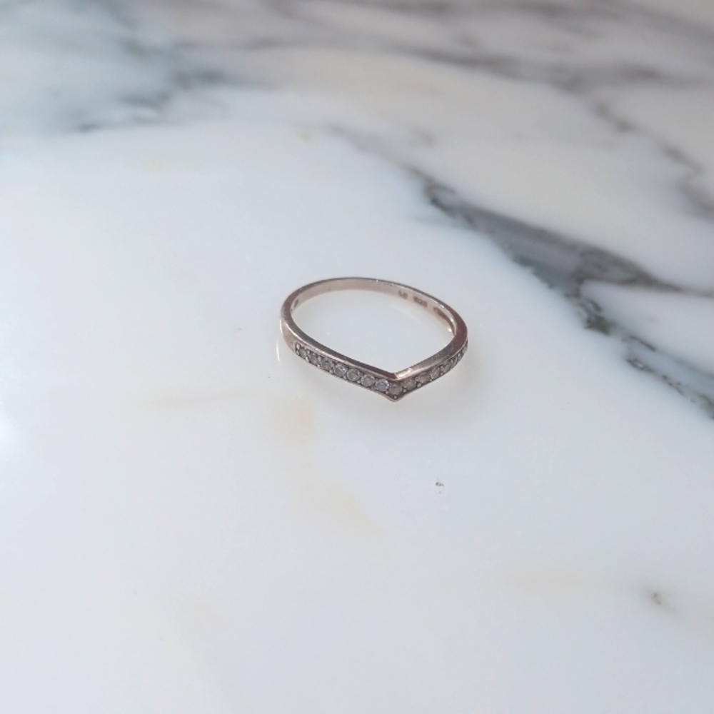 Sterling silver cubic zirconia ring